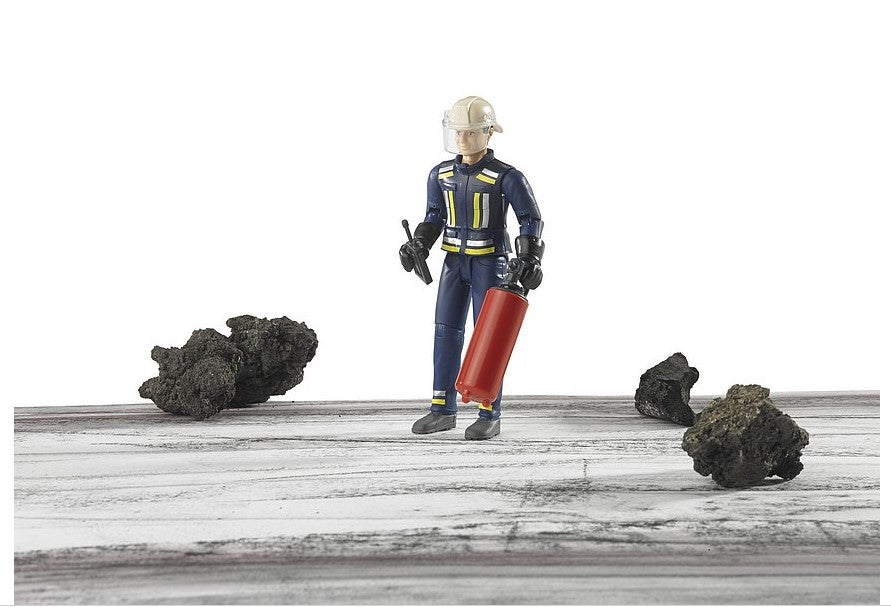 Feuerwehrmann mit Helm Handschuhen und Zubehör