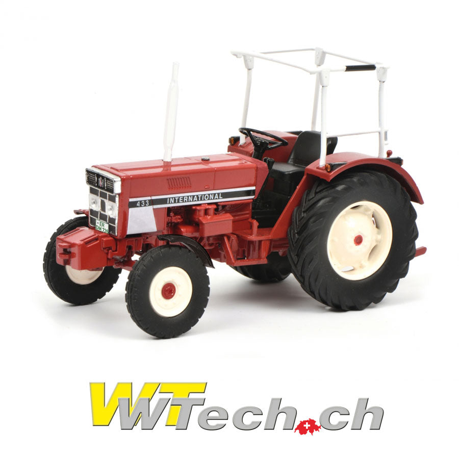 IH International 433 mit Überrollbügel