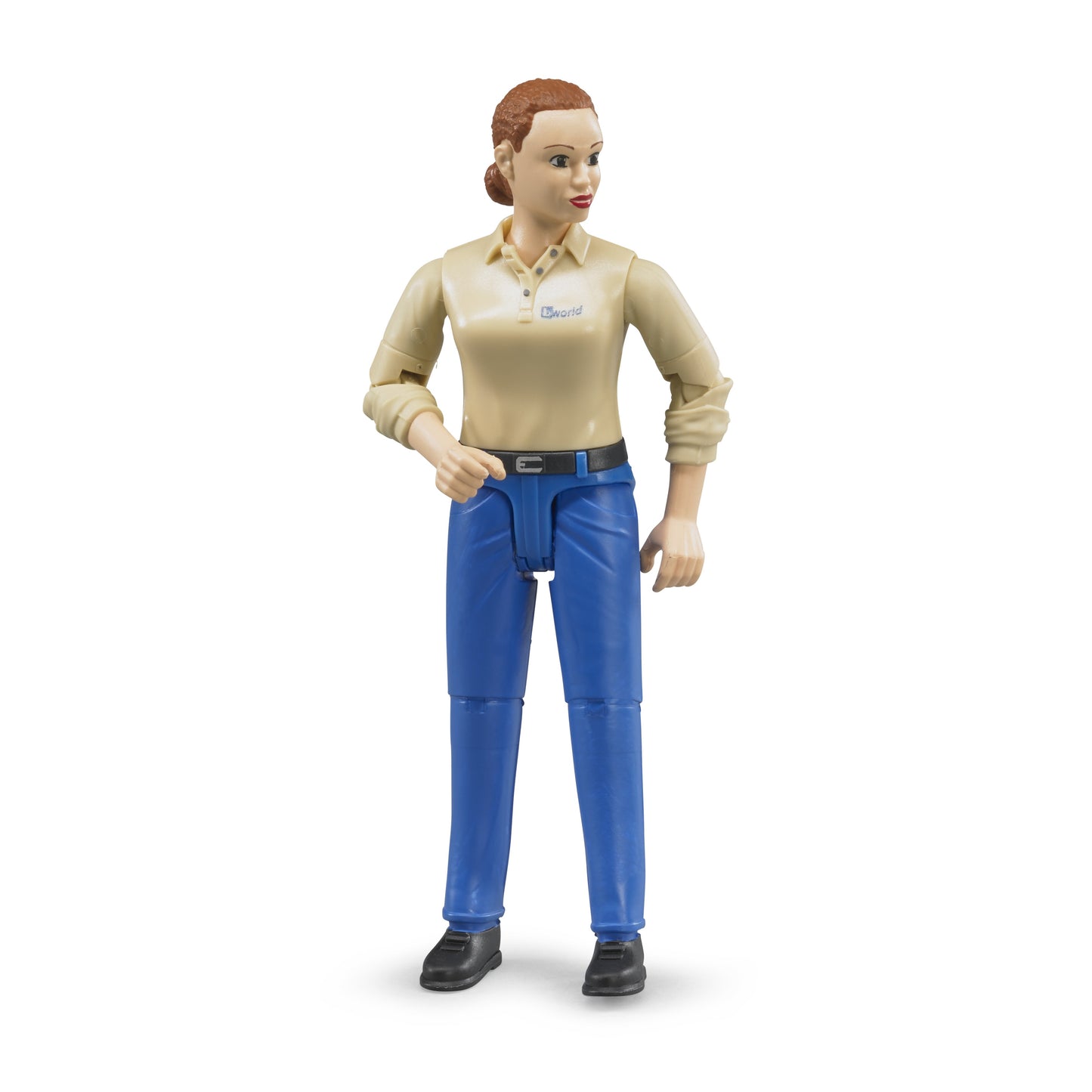 Frau mit hellem Hauttyp und blauer Hose