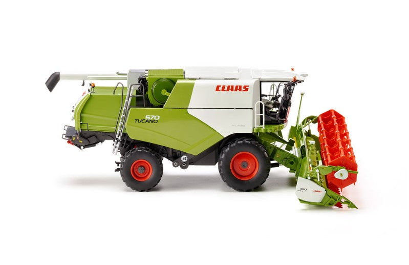 Claas Tucano 570 Mähdrescher mit Getreidevorsatz