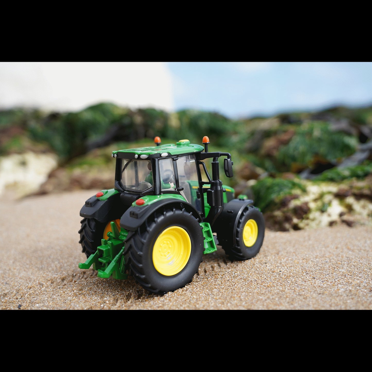 John Deere 6120 M