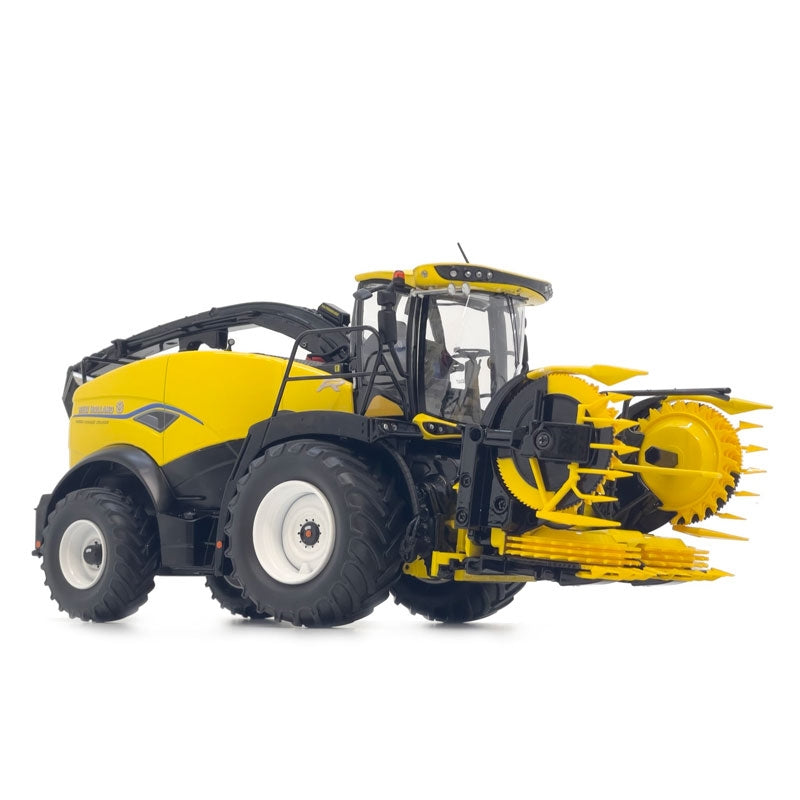 New Holland FR650 mit neuen Aufklebern und Maishäcksler Limited Edition