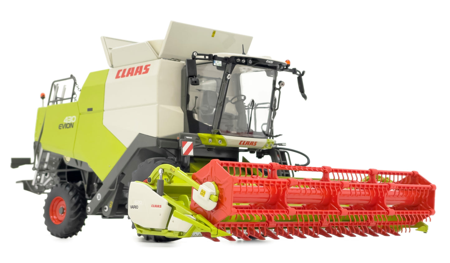 Claas Evion 430 mit Vario 620 Schneidwerk