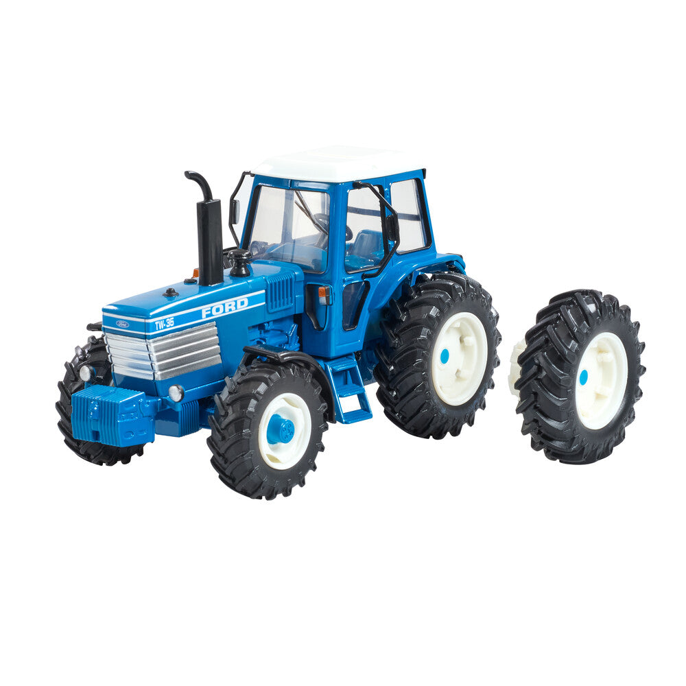 Ford TW35 4WD mit abnehmbaren Zwillingsrädern