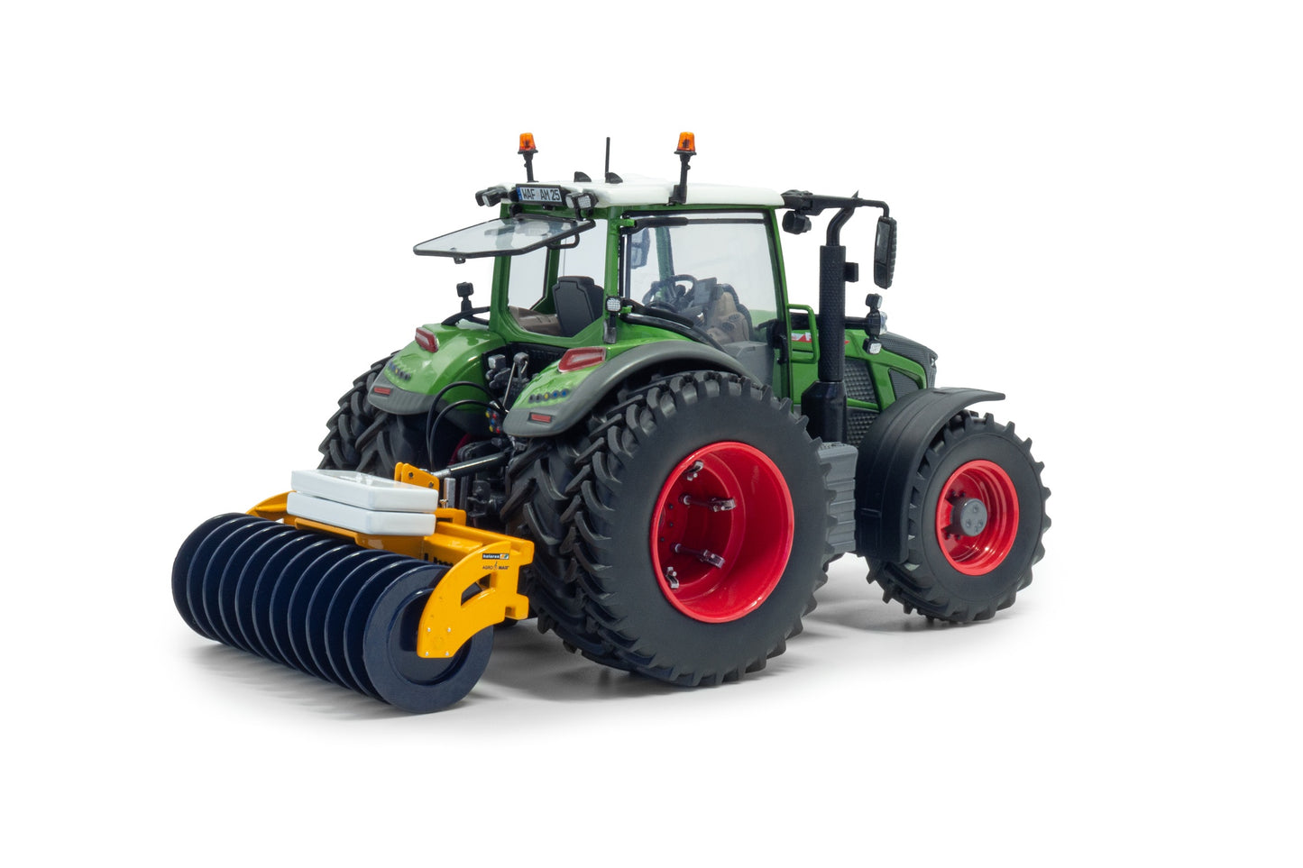 Fendt 620 Vario mit Zwillingsreifen und Holaras Stego Agromais Limited Edition