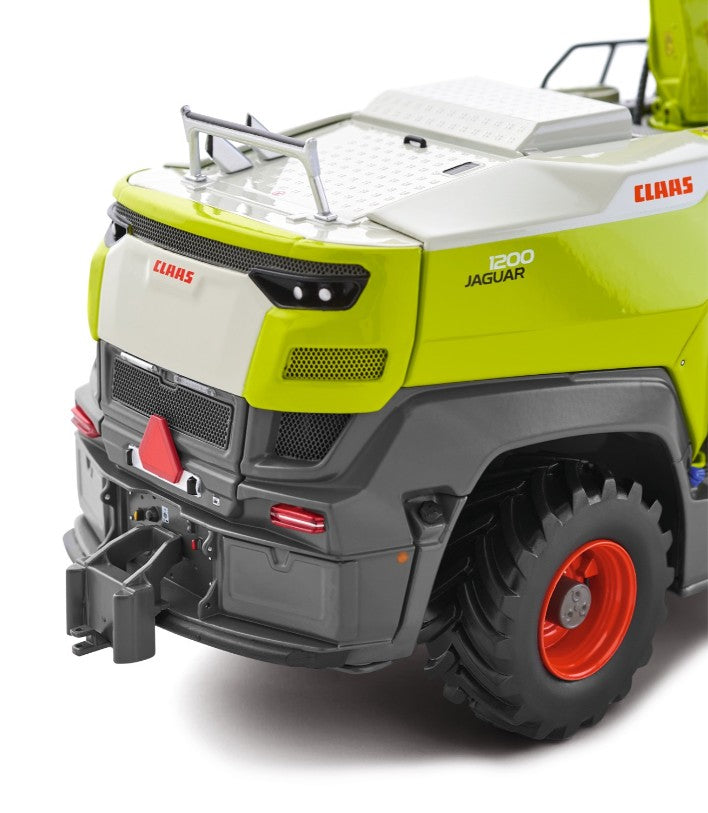 Claas Jaguar 1200 mit Orbis 10500 North America Edition