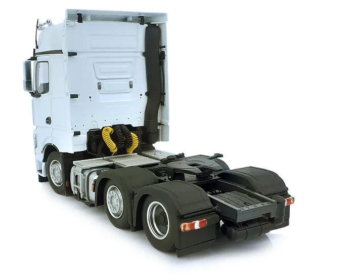 MARGE 1910-01 Mercedes-Benz Actros Bigspace 6x2 weiss