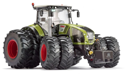 Claas Axion 950 mit Zwillingsbereifung