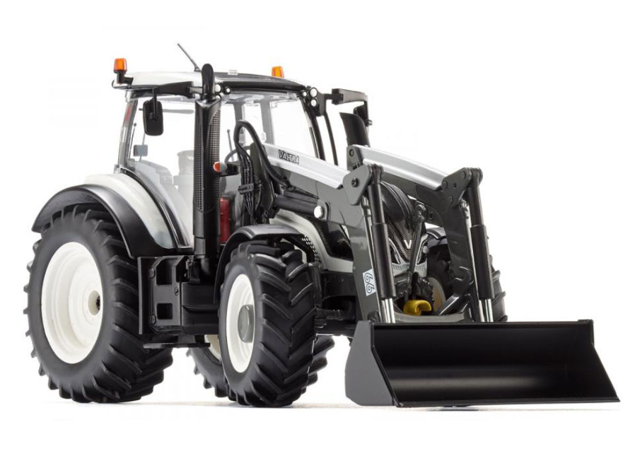 Valtra T174 mit Frontlader