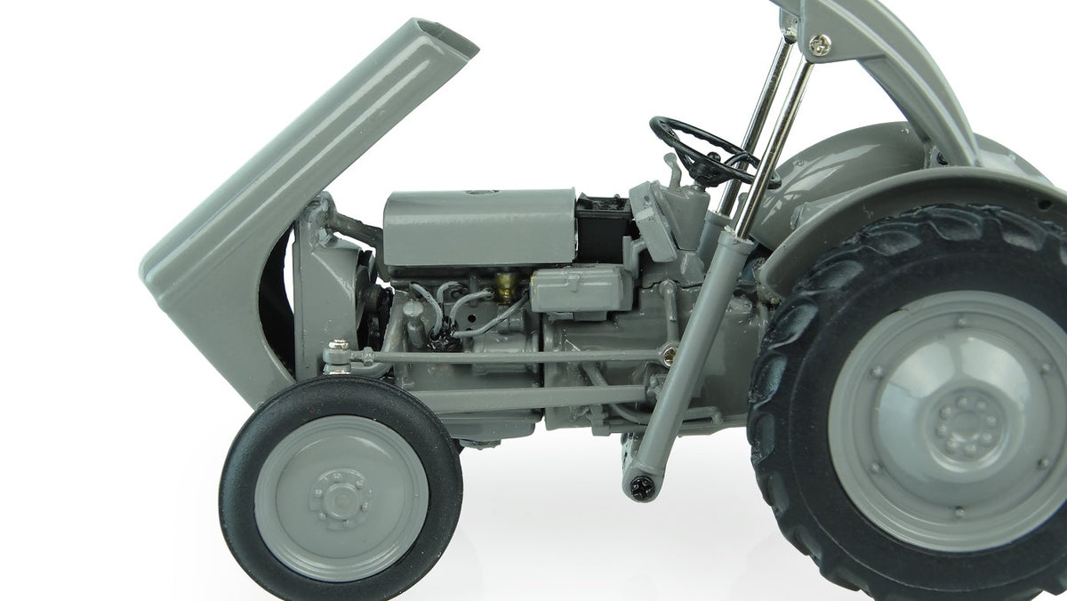Ferguson TEA 20 mit Frontlader