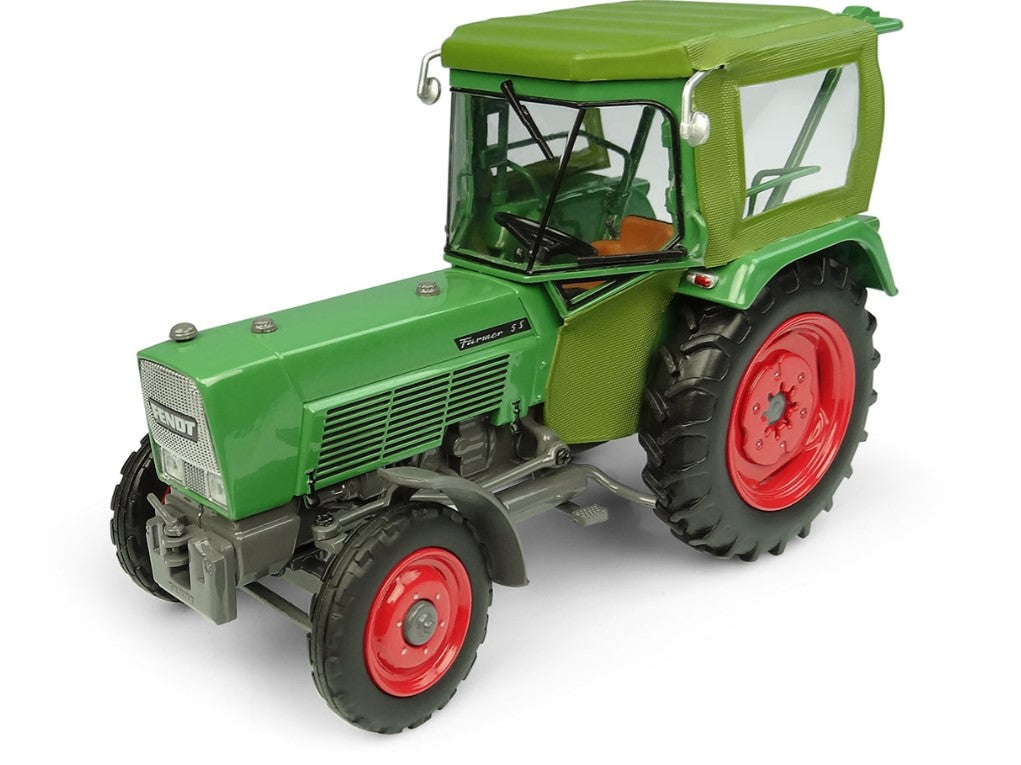 Fendt Farmer 5 S mit Peko Kabine