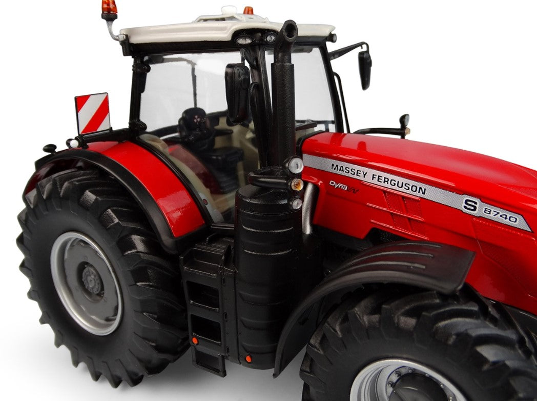 Massey Ferguson 8740S Dyna VT Version