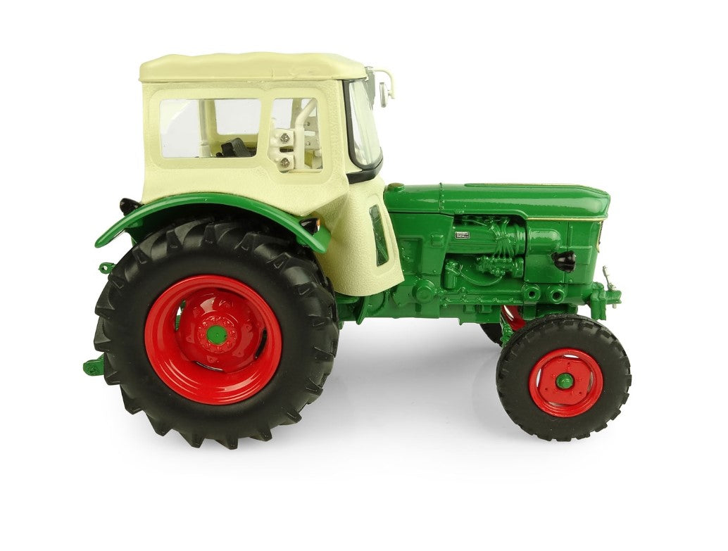 Deutz D 6005 2WD mit Fritzmeier Verdeck