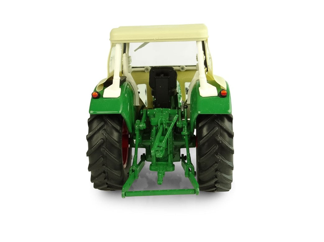 Deutz D 6005 2WD mit Fritzmeier Verdeck
