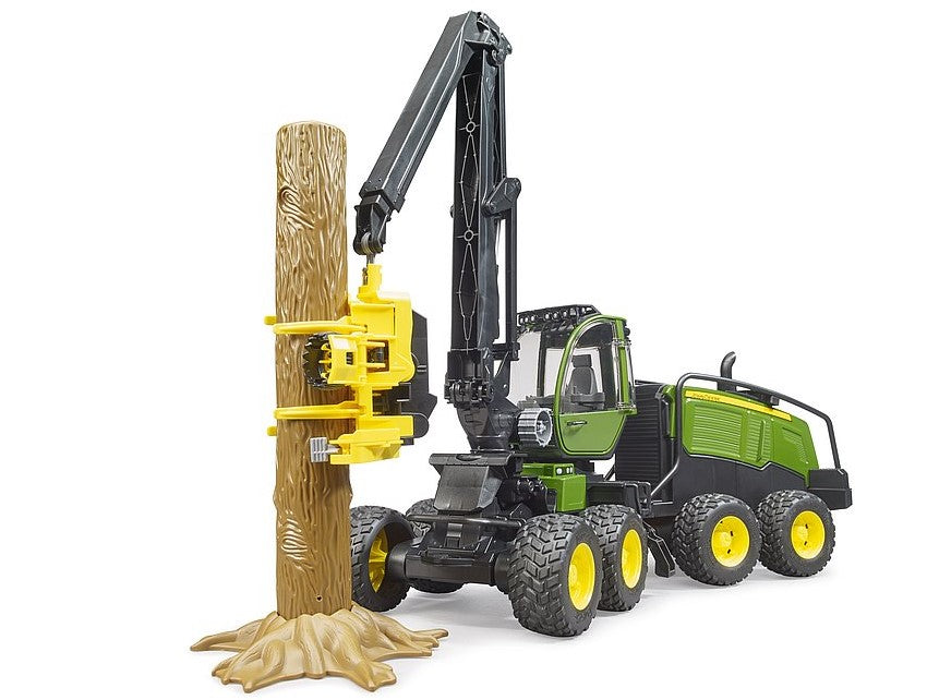 John Deere 1270G Harvester mit Baumstamm