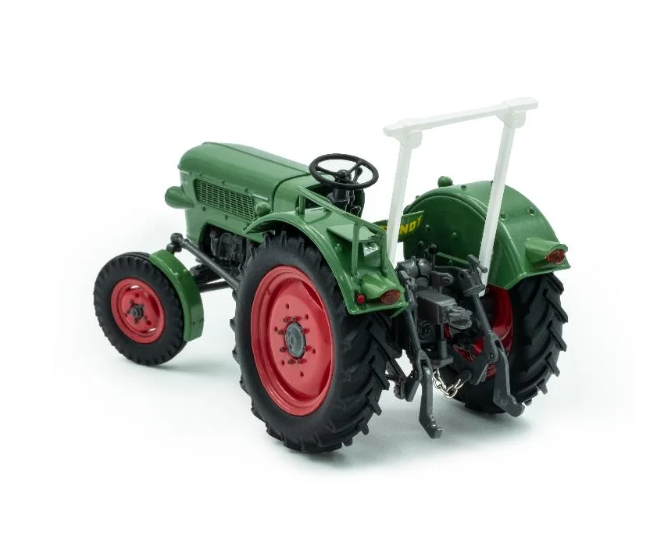 Fendt Farmer 2D mit Überrollbügel