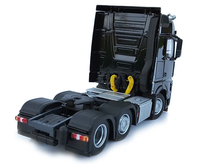 Mercedes Benz Actros Bigspace 6x2 Black