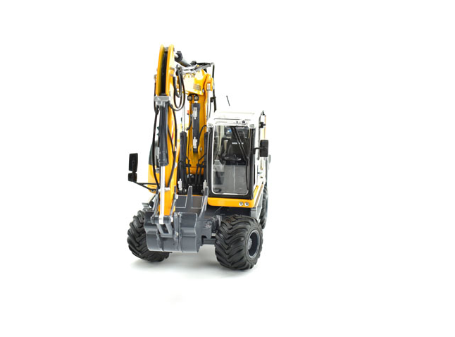 Liebherr A916 Mobilbagger mit Nokian-Reifen.