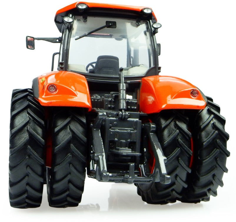 Kubota M7171 mit Doppelrad