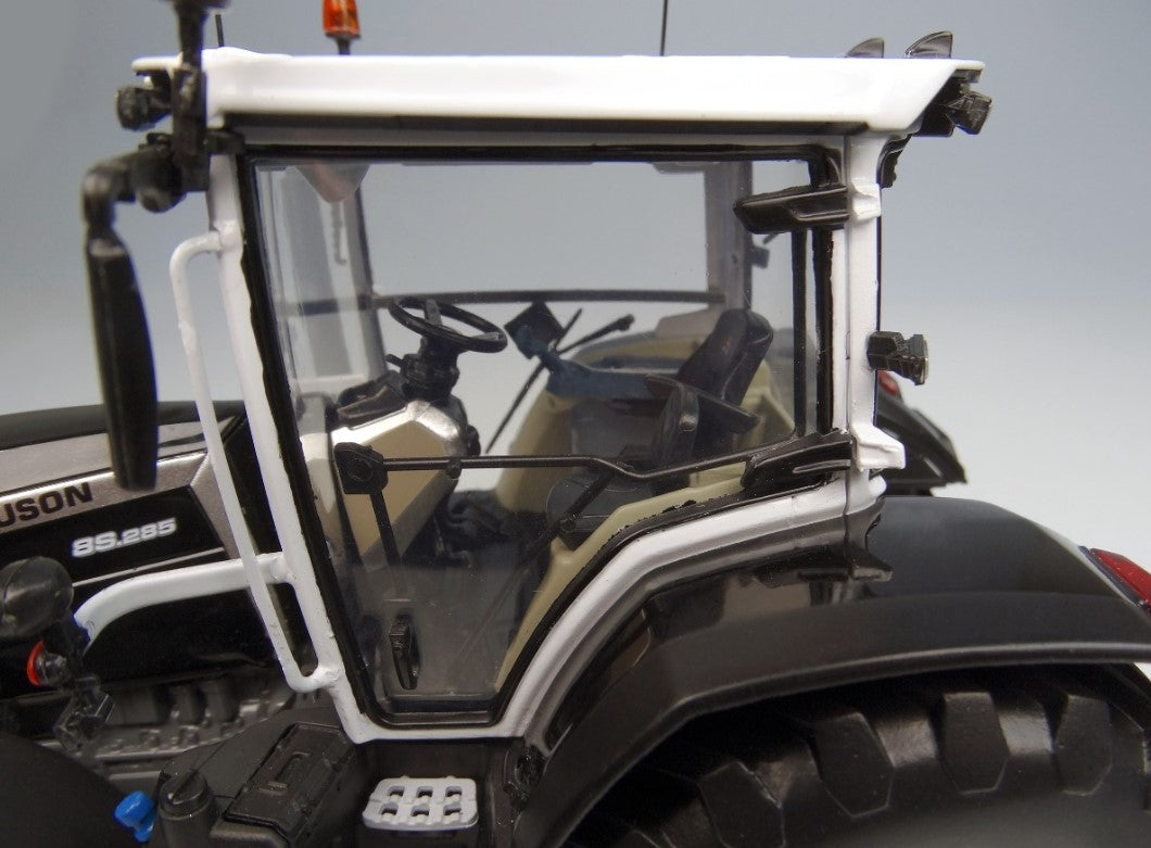 Massey Ferguson 8S.285 Black Edition