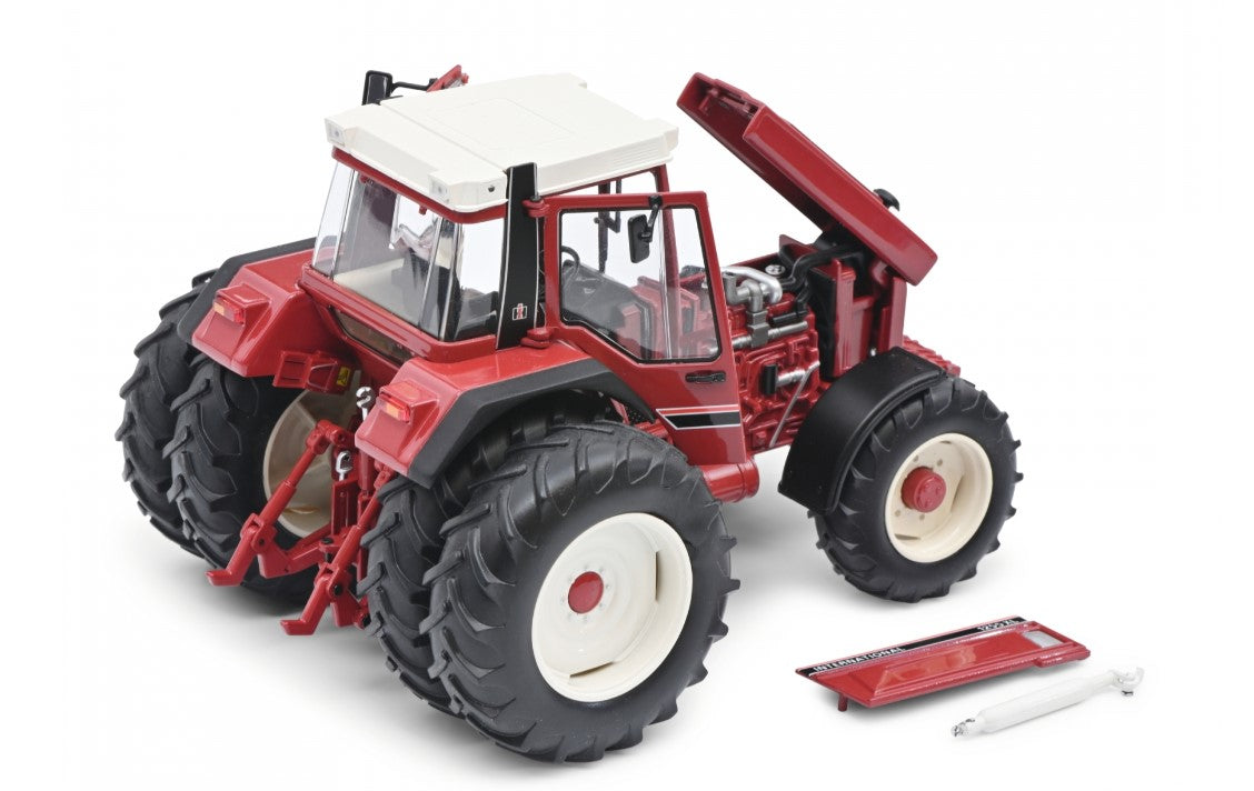 International 1455 XL