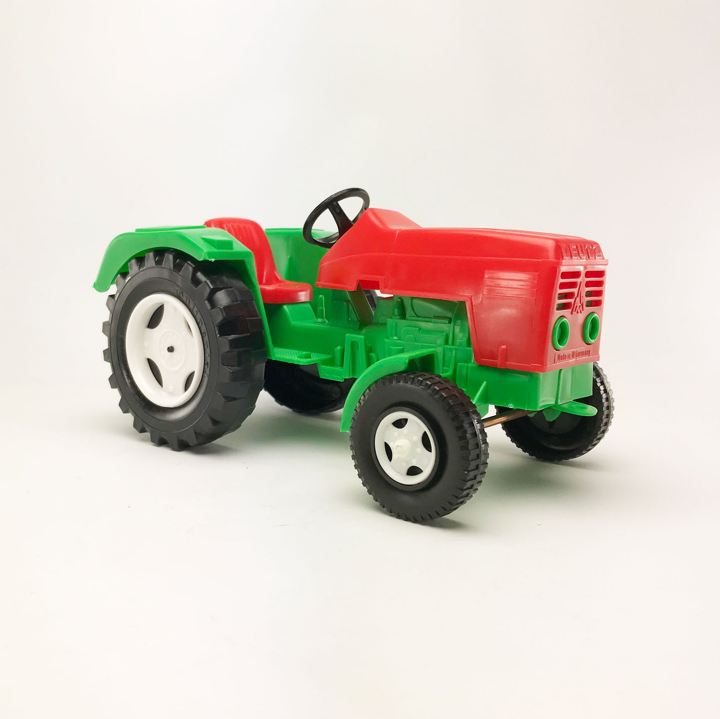 Deutz Kleintraktor rote Motorhaube