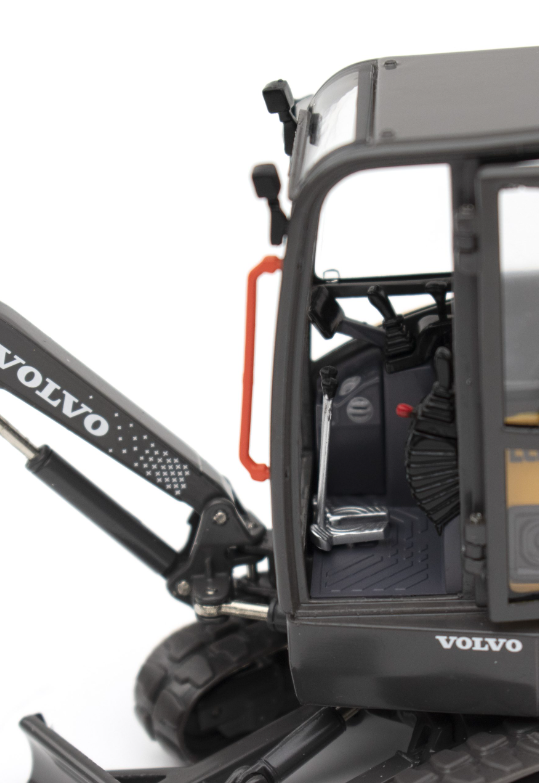 Volvo ECR25 Compact Bagger