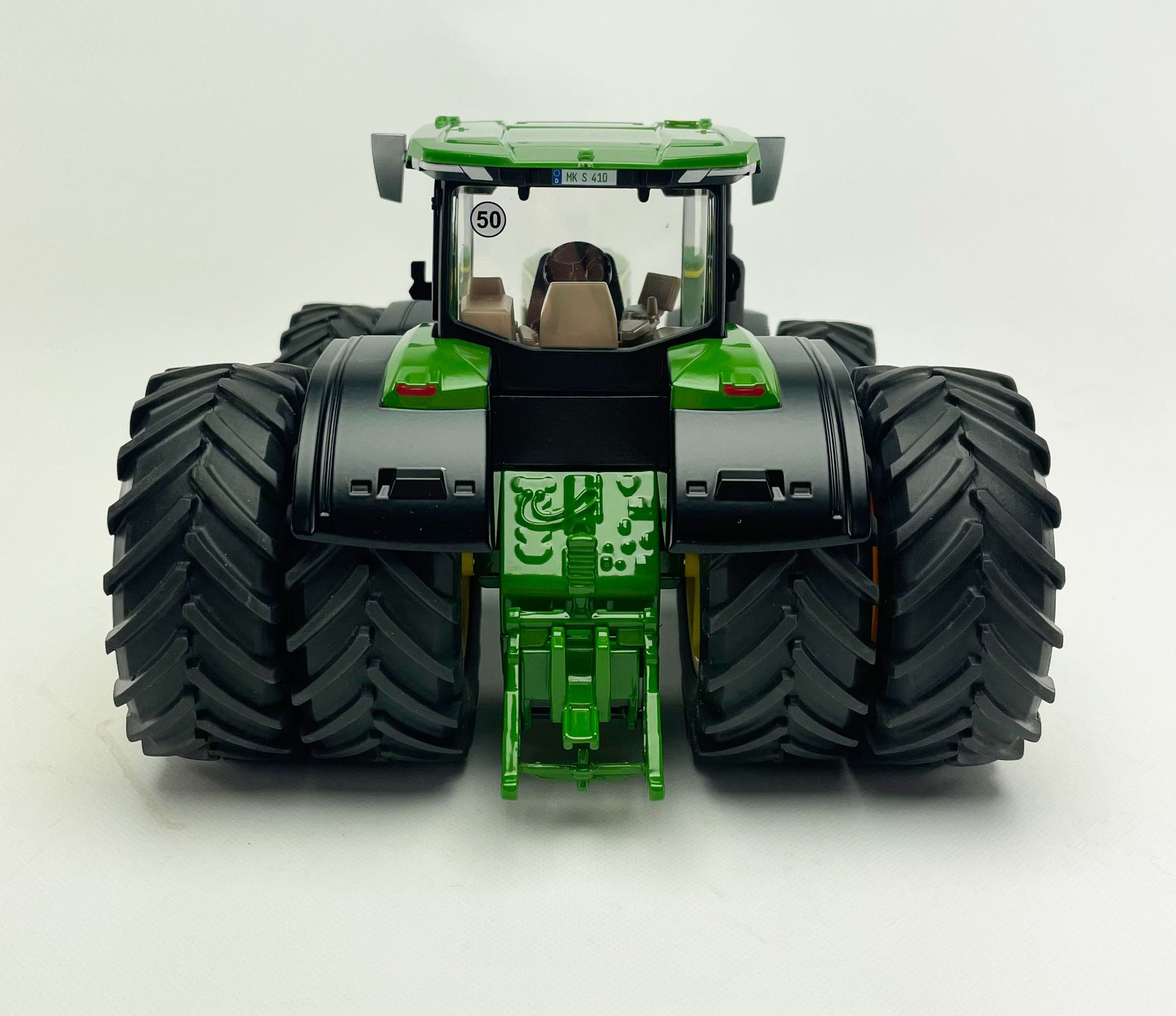 John Deere 8R 410 mit Doppelräder