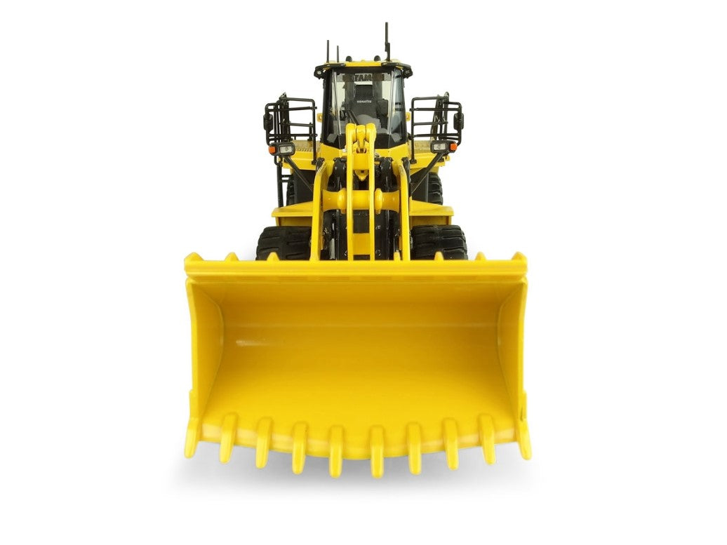 Komatsu WA600-8 Radlader