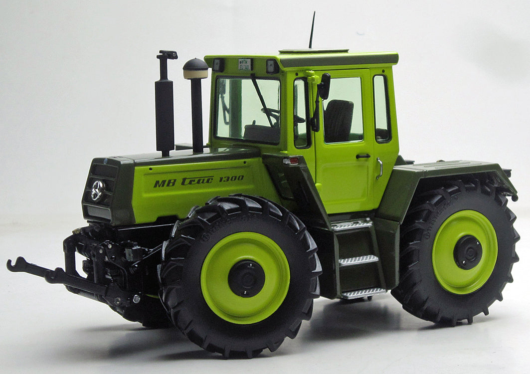 MB-trac 1300 (W443) 'Knicknase'