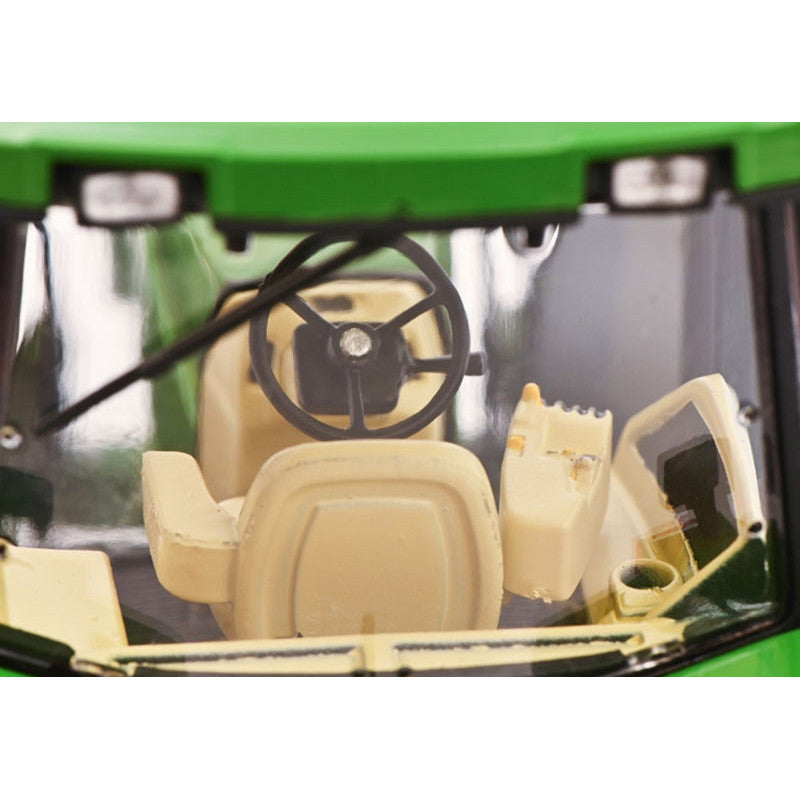 JOHN DEERE 8400