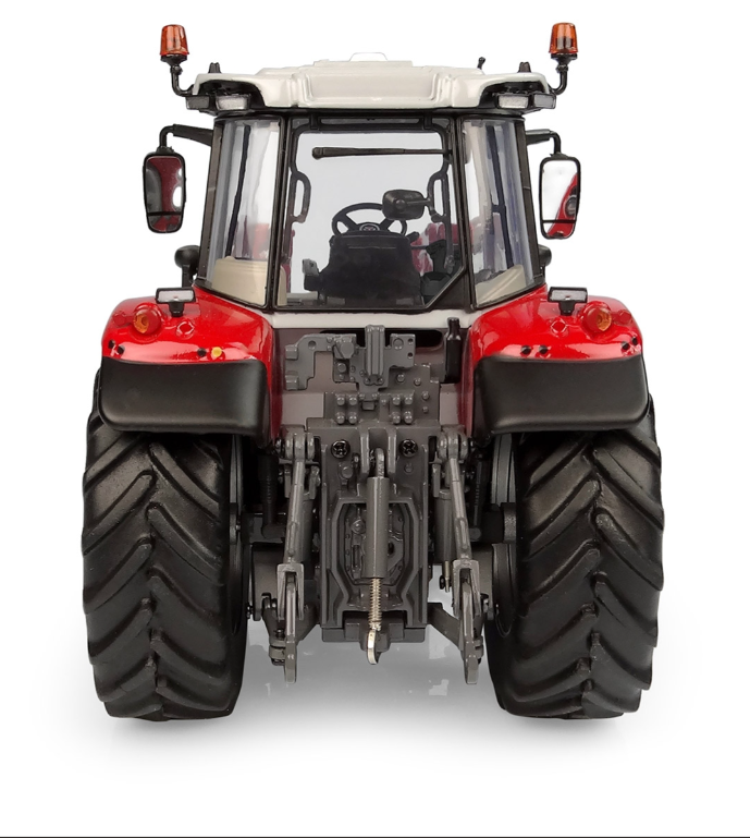 Massey Ferguson 5S.135 mit Frontlader FL.4121