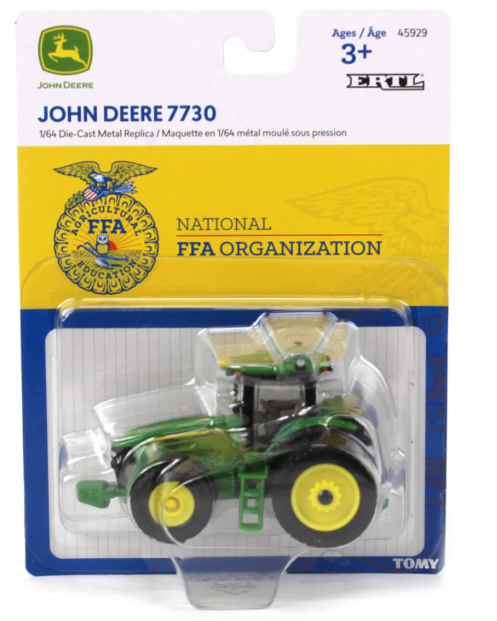 John Deere 7730 Traktor mit hinteren Zwillingsreifen und FFA-Logo