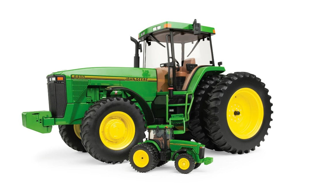 John Deere 8400 Traktoren Set 30. Jubiläum