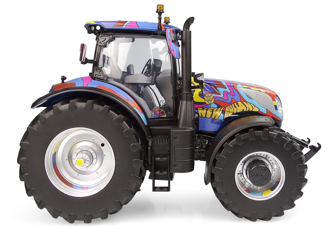 New Holland T7.300 Basildon 60 Jahre Traktor Limited Edition