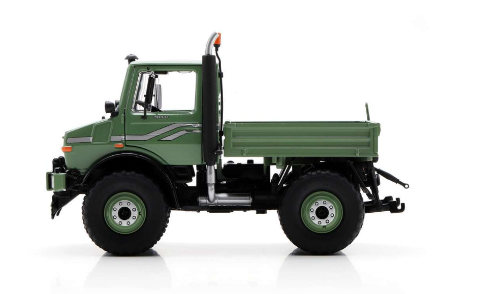 MB Unimog U1600 Grün