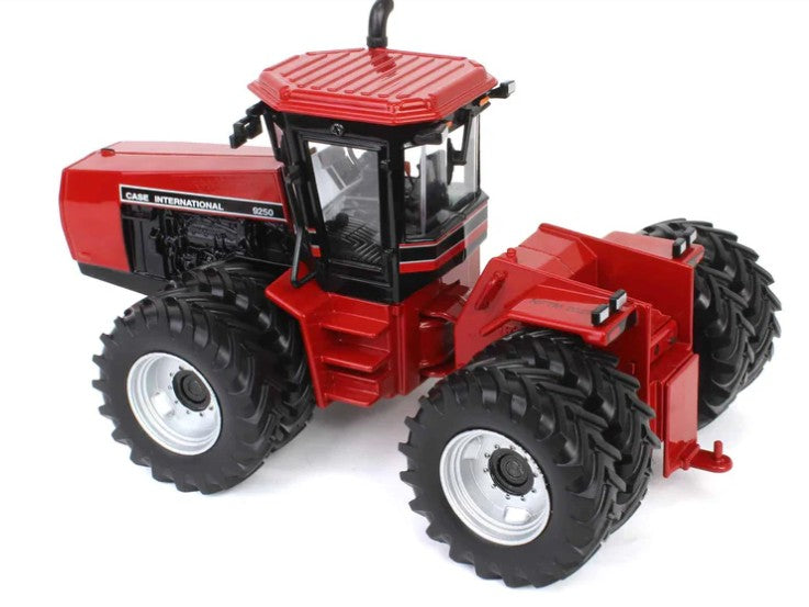 Case International 9250 – National Farm Toy Museum 2025 Select Series