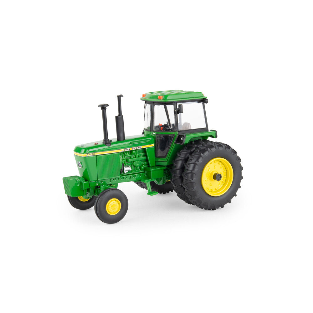 John Deere 4430 mit Doppelrädern Prestige Collection