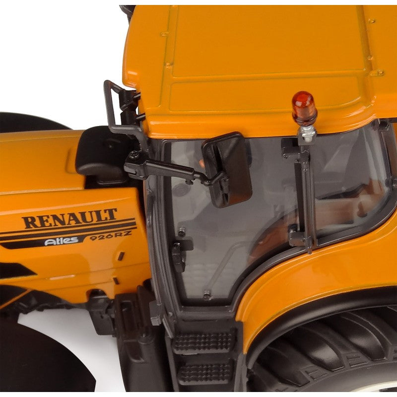 Renault Atles 926 RZ mit Frontgewicht