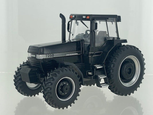 Case IH Magnum 7250 Schwarz Limited Edition 501 Stück