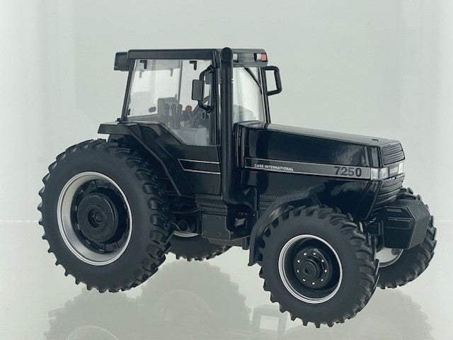 Case IH Magnum 7250 Schwarz Limited Edition 501 Stück