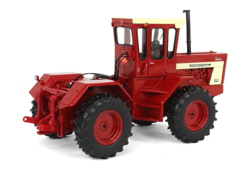 IH 4366 Allrad-Traktor mit roter Kabine