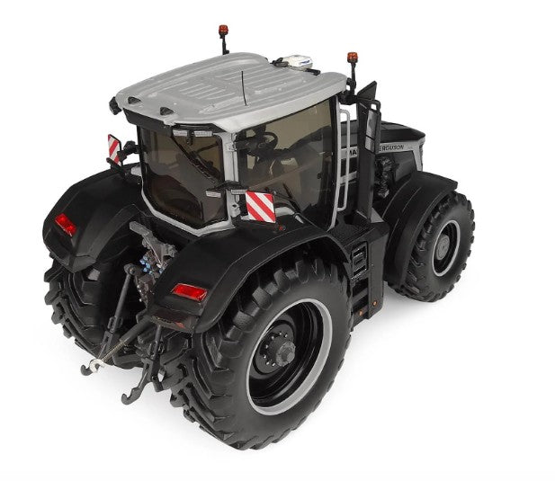 Massey Ferguson 9S.425 Mattschwarz Limited Edition