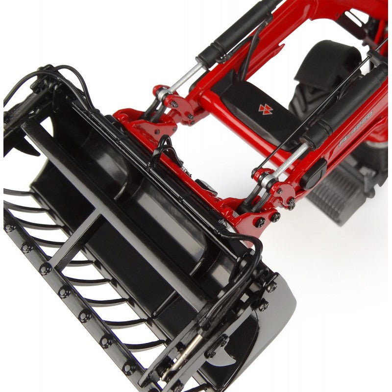 Massey Ferguson 5M.145 mit Frontlader