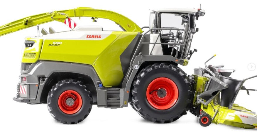 Claas Jaguar 1090 mit Orbis 10500 Häcksler