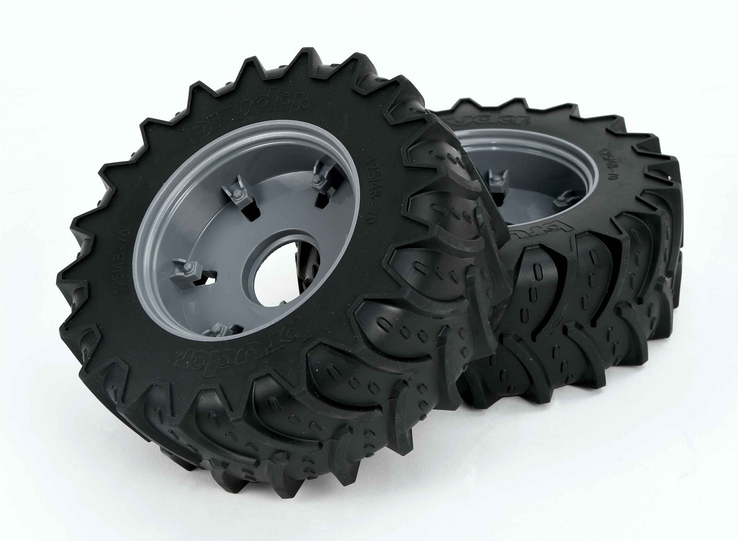 Hinterräder links u. rechts Deutz 8280 TTV