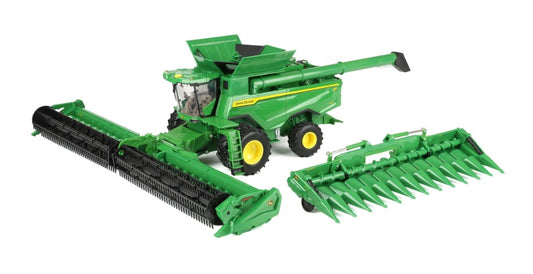 John Deere S7 800 Mähdrescher mit Zwillingsbereifung