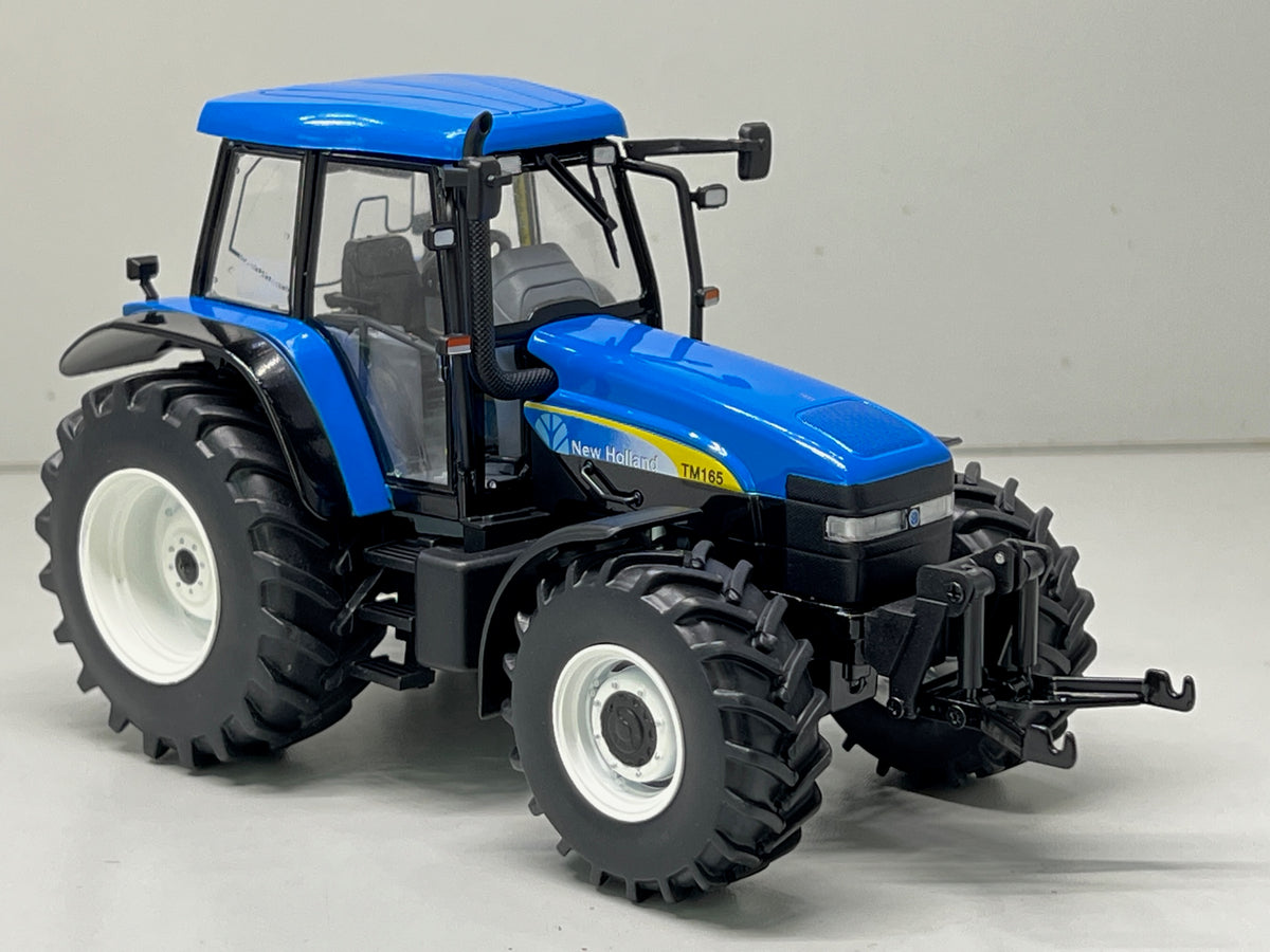 New Holland TM165 Traktor