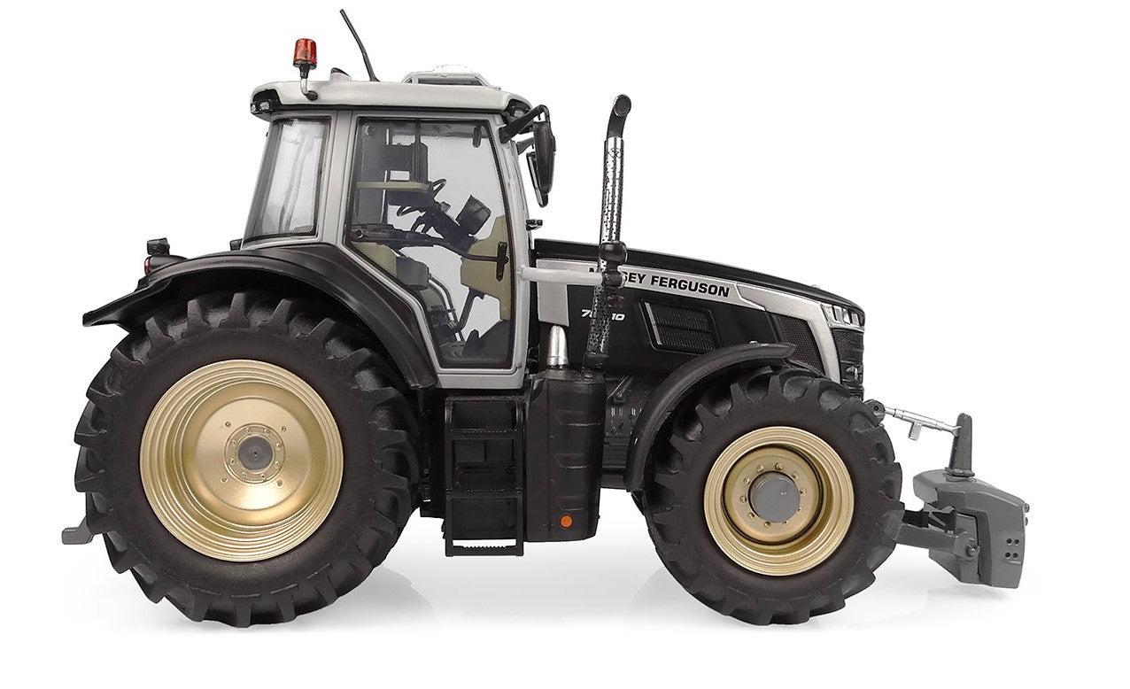 Massey Ferguson 7S.210 Mattschwarz mit goldenen Felgen Limitierte Edition 750 Stück