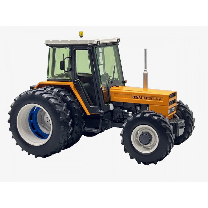Traktor Renault 781 4S mit Doppelbereifung 1981